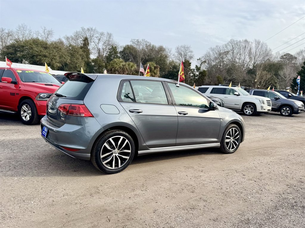 2015 Volkswagen Golf - $11,565
