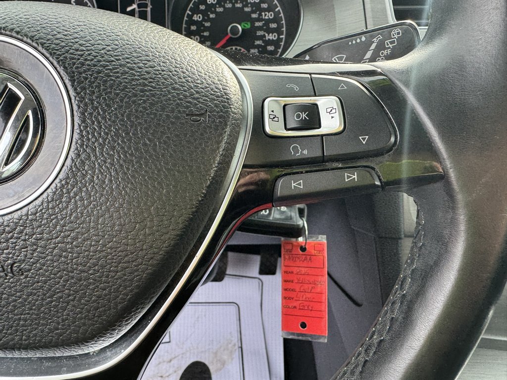 2015 Volkswagen Golf - $11,565