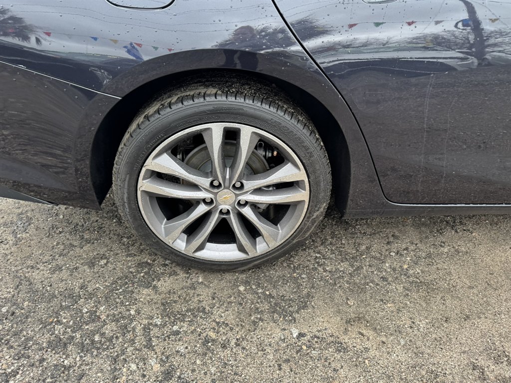 2023 Chevrolet Malibu - $21,880
