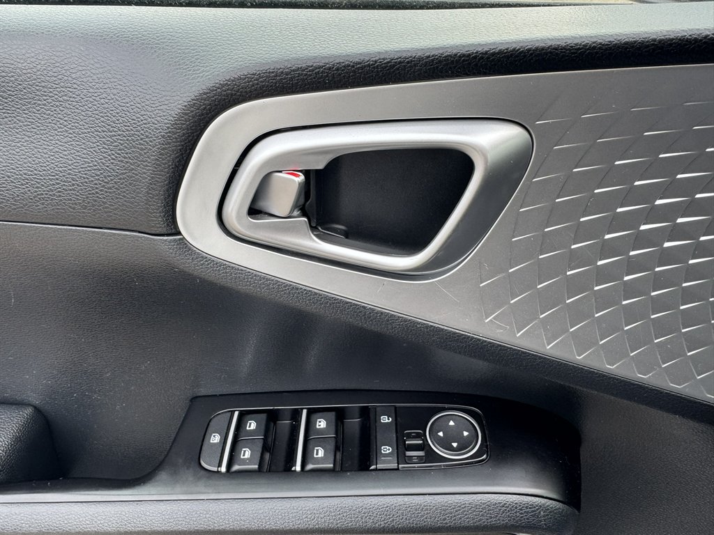 2022 Kia Soul - $17,980