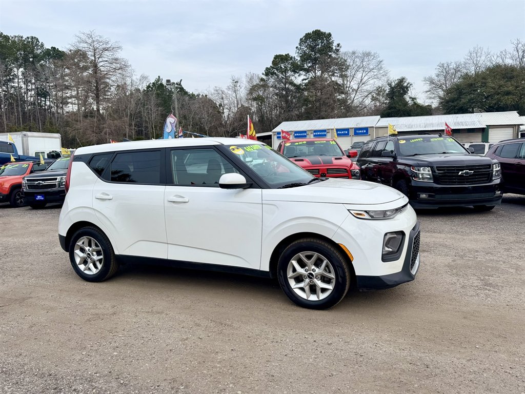 2022 Kia Soul - $17,980