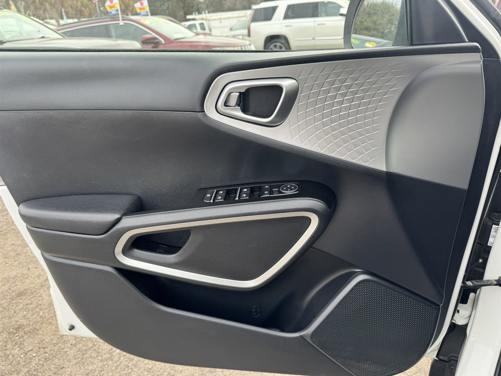2022 Kia Soul - $17,980