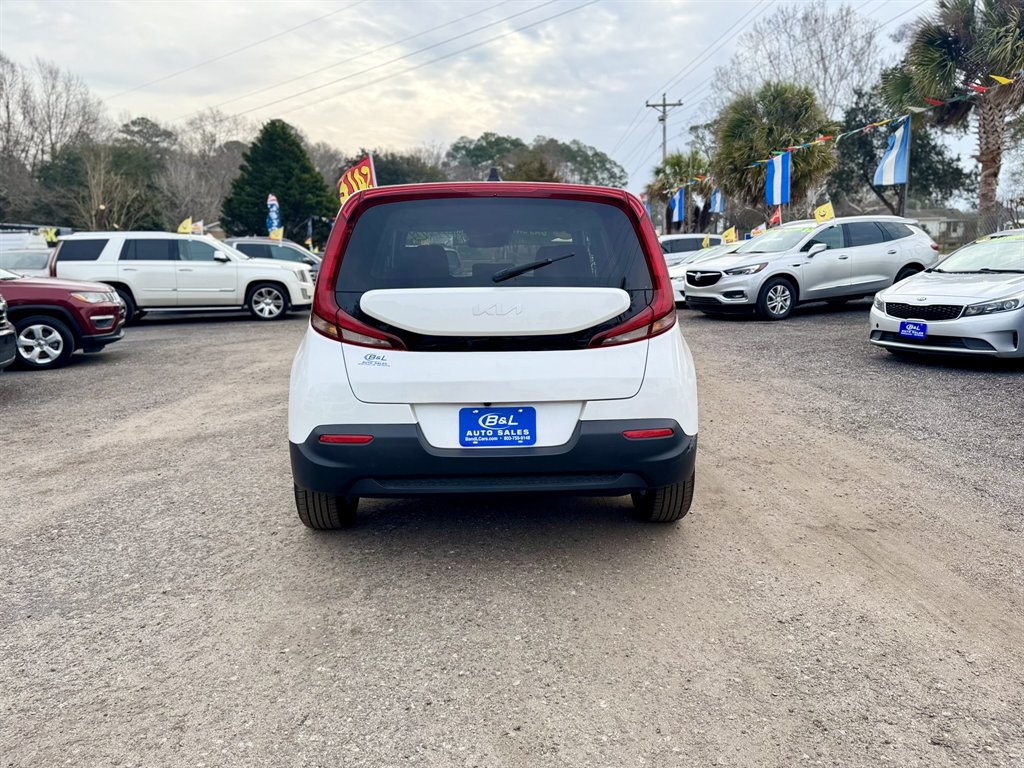 2022 Kia Soul - $17,980