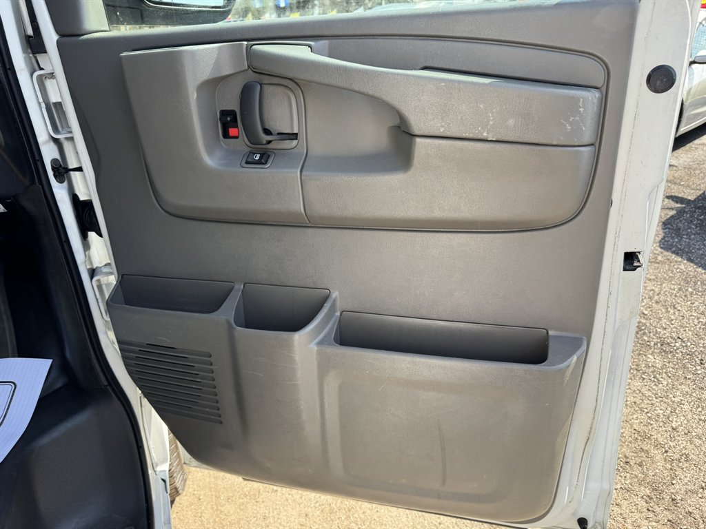 2011 Chevrolet Express - $16,560