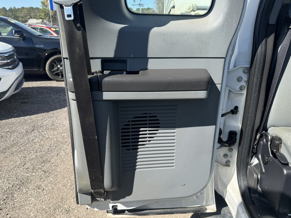 2012 Ford F-550 Super Duty - $29,880