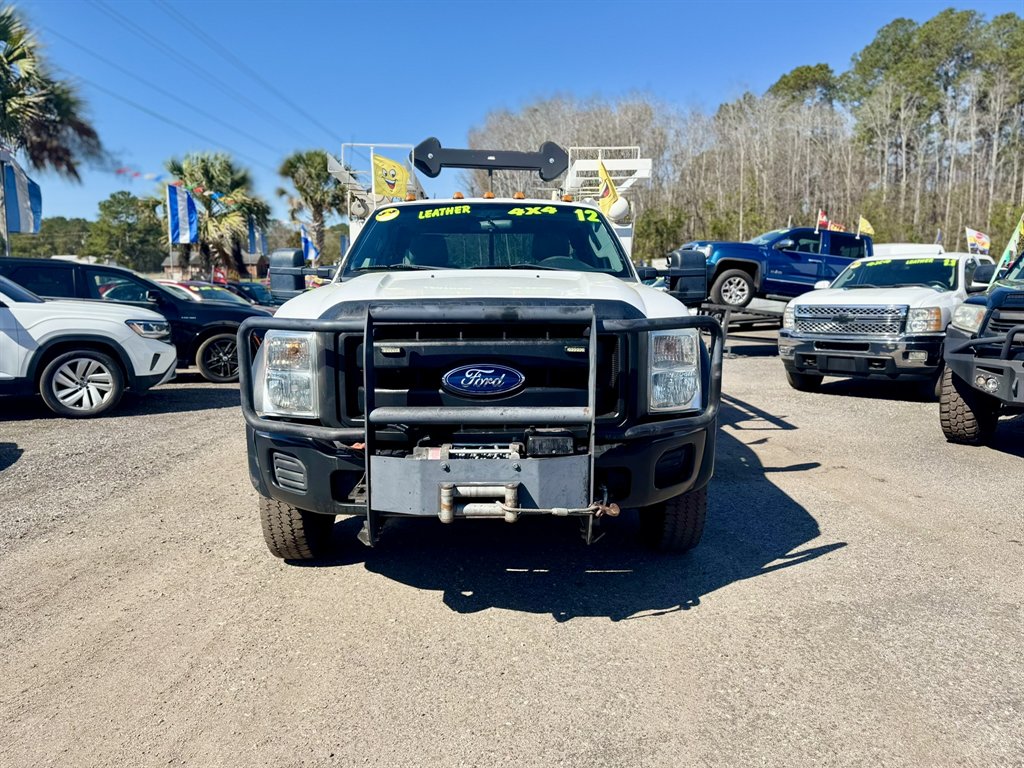 2012 Ford F-550 Super Duty - $29,880