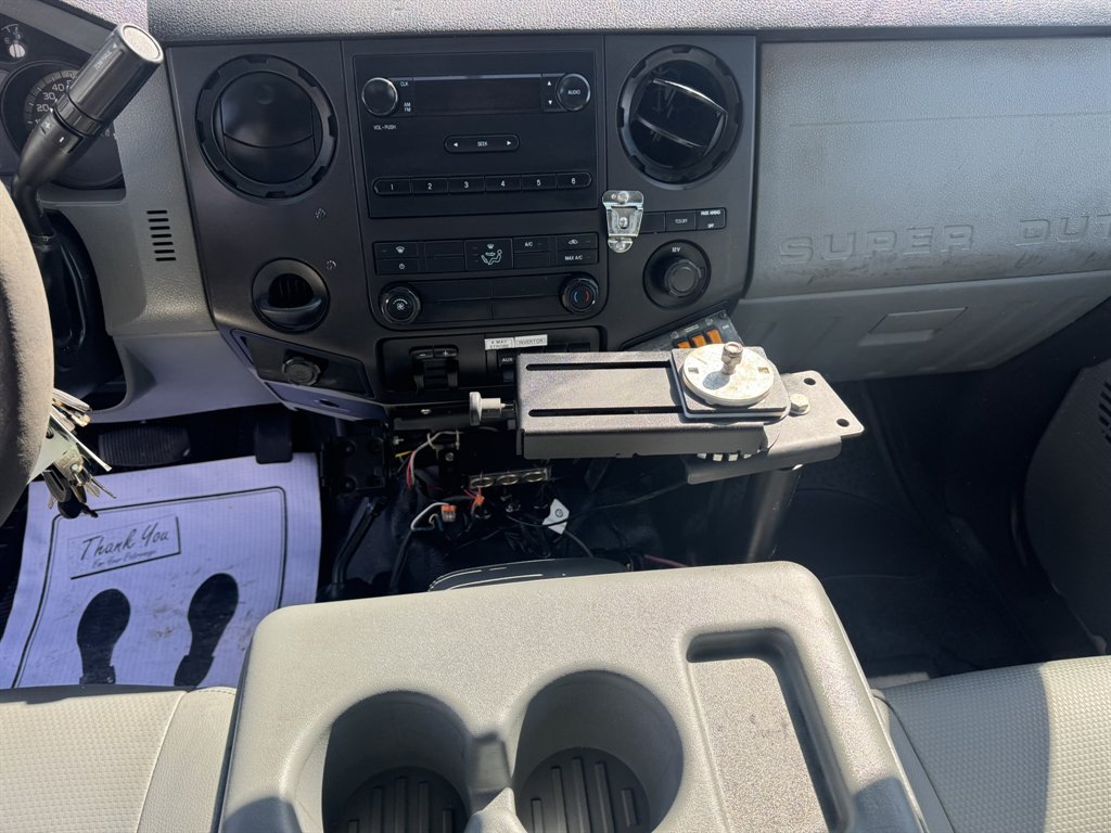 2012 Ford F-550 Super Duty - $29,880