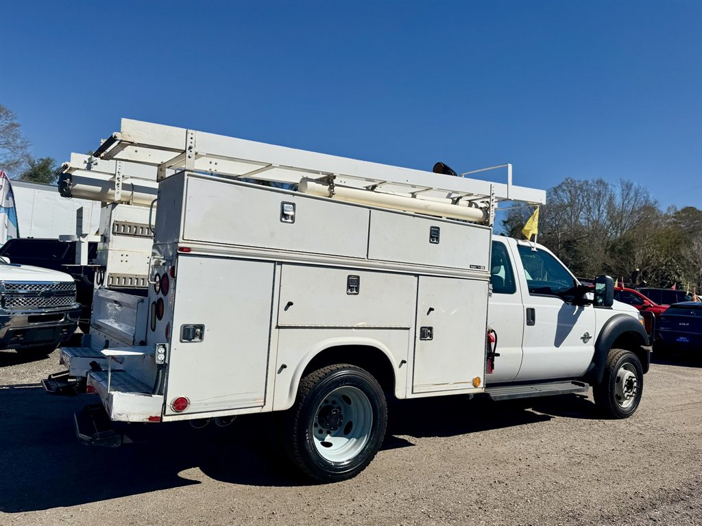 2012 Ford F-550 Super Duty - $29,880