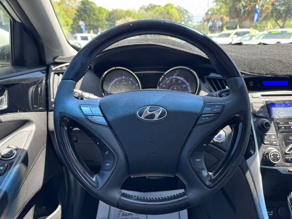 2013 Hyundai Sonata - $11,489