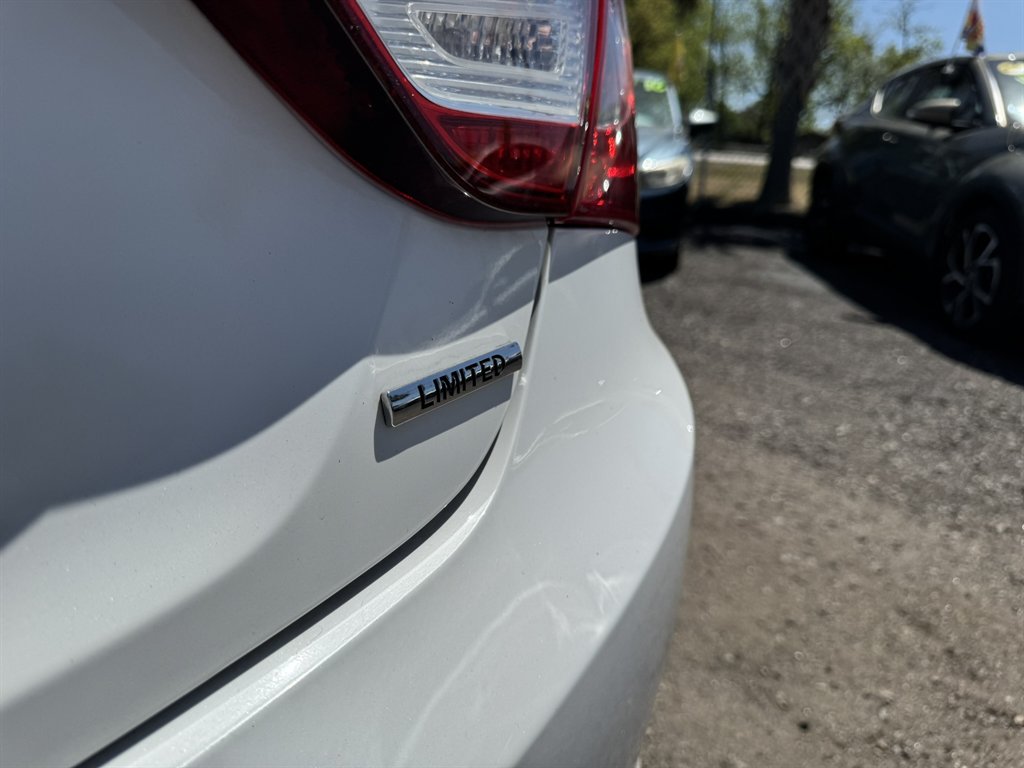2013 Hyundai Sonata - $11,489