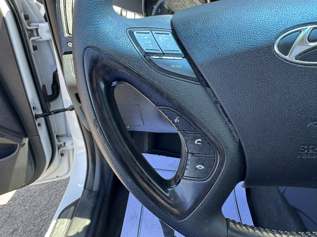 2013 Hyundai Sonata - $11,489