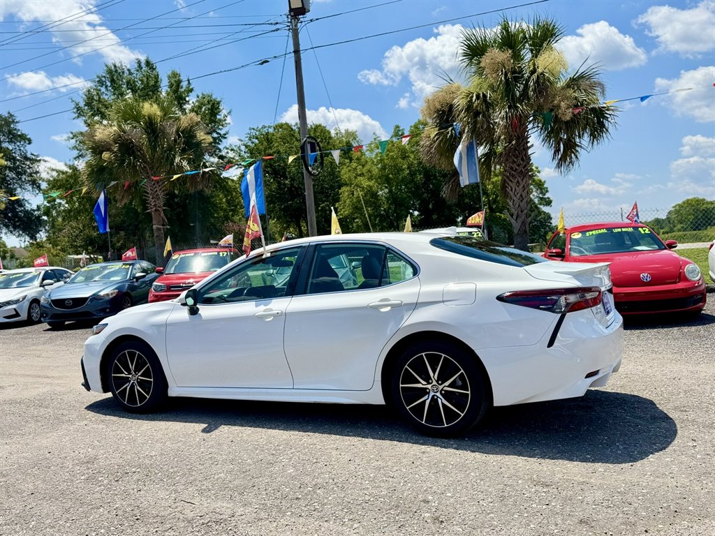 2021 Toyota Camry - $19,524