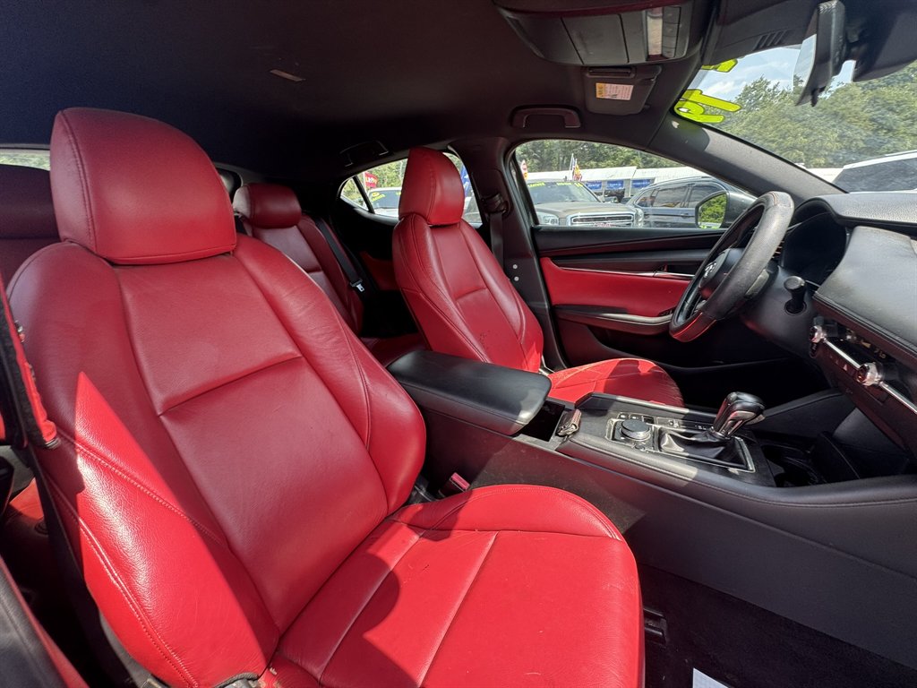 2019 MAZDA MAZDA3 - $3,850