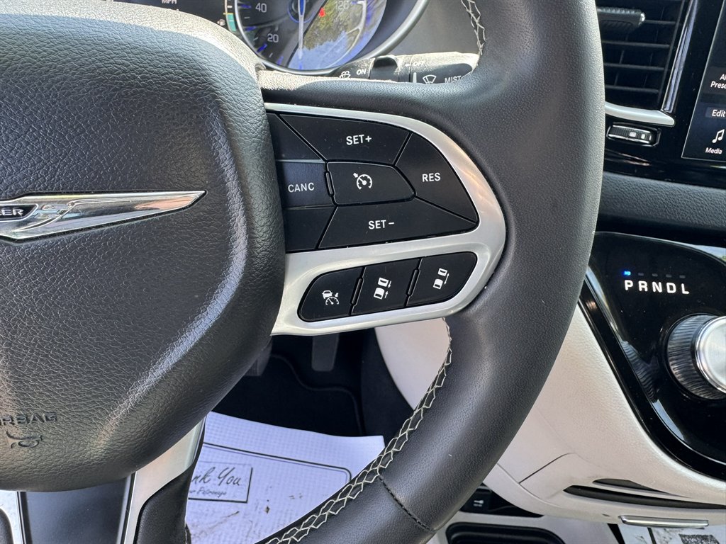 2023 Chrysler Pacifica - $26,600