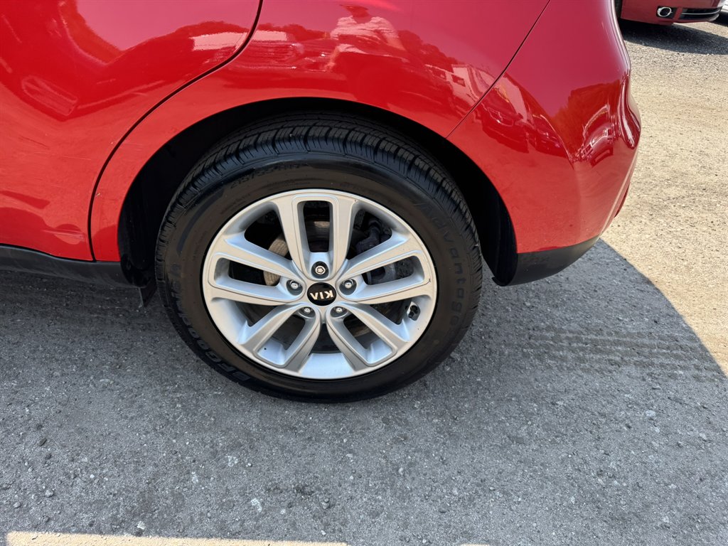2017 Kia Soul - $14,864