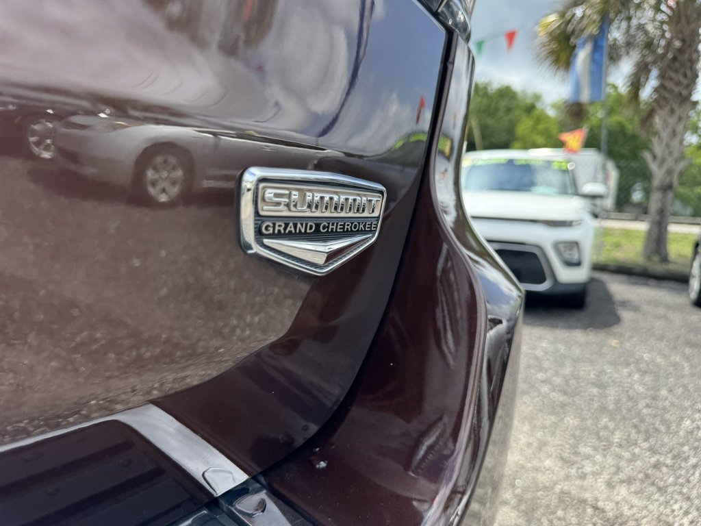 2014 Jeep Cherokee - $17,460