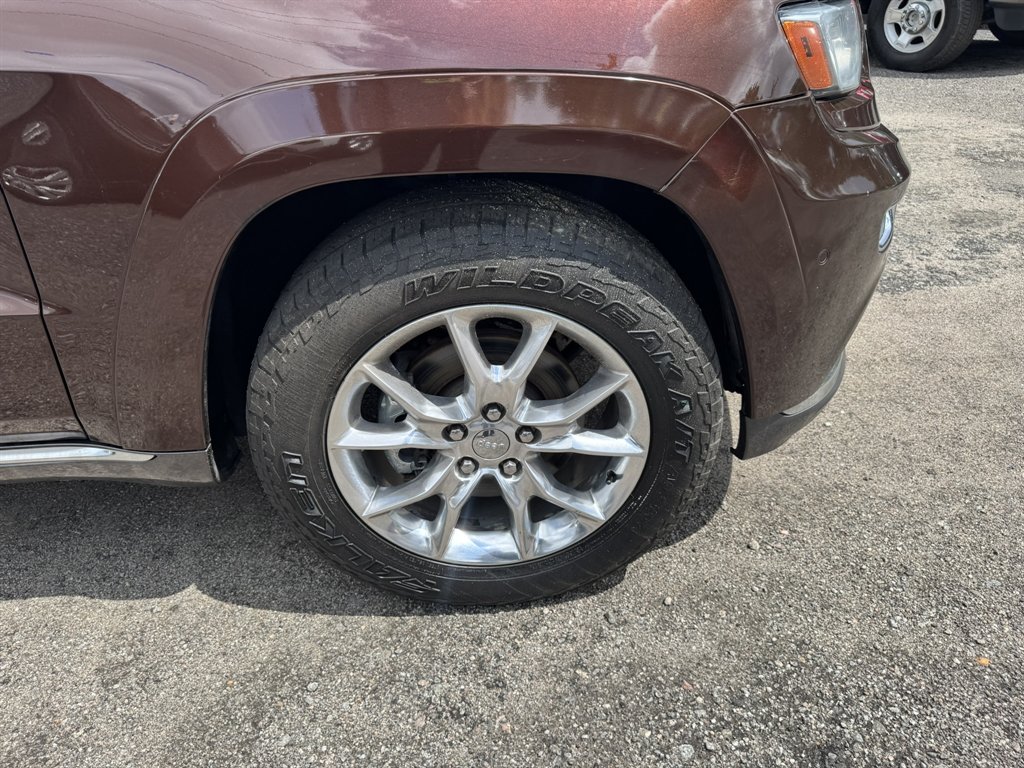 2014 Jeep Cherokee - $17,460