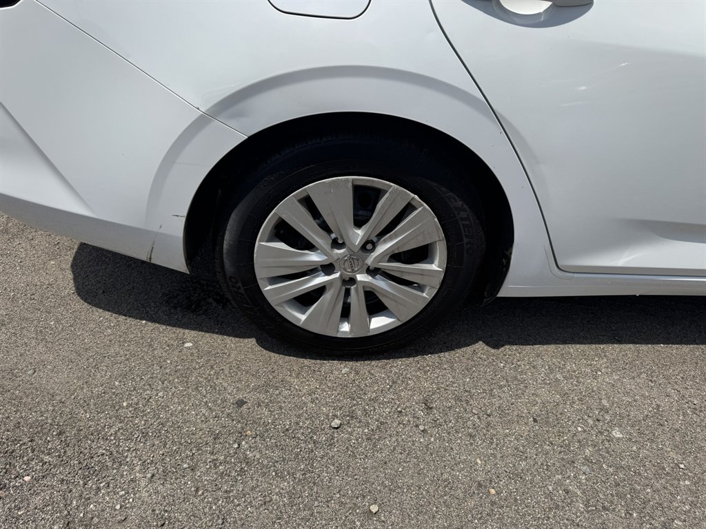 2022 Nissan Sentra - $15,645