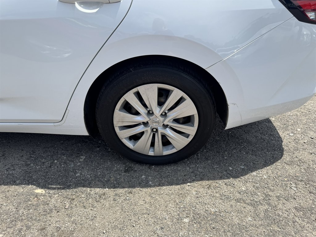 2022 Nissan Sentra - $15,645