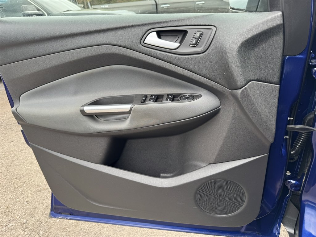 2013 Ford Escape - $13,725