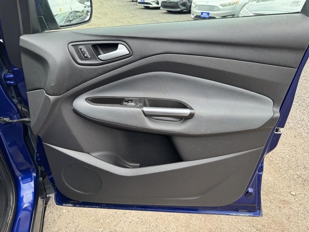 2013 Ford Escape - $13,725