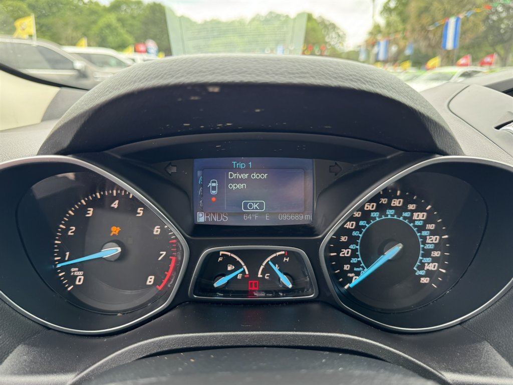 2013 Ford Escape - $13,725