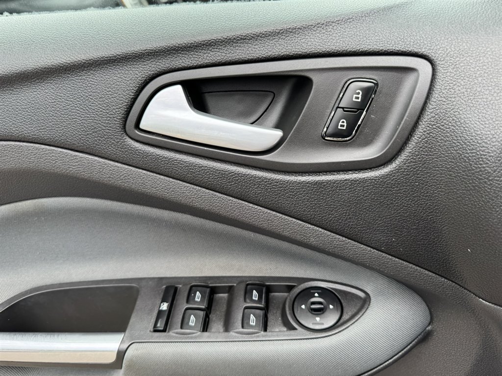 2013 Ford Escape - $13,725