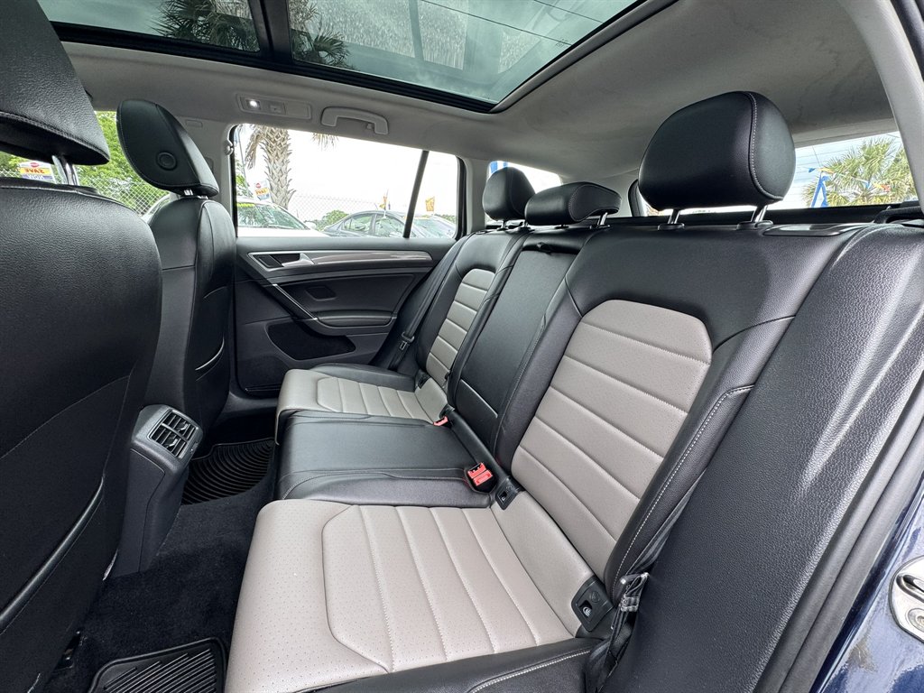2017 Volkswagen Golf - $18,874