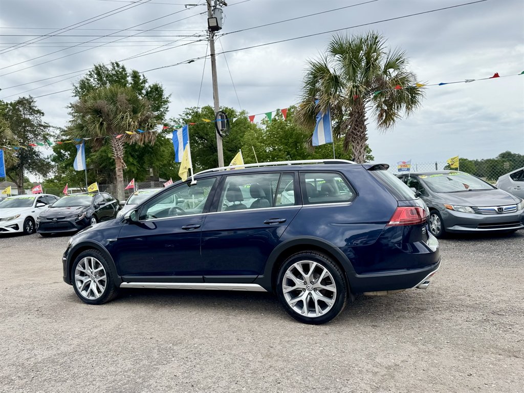 2017 Volkswagen Golf - $18,874
