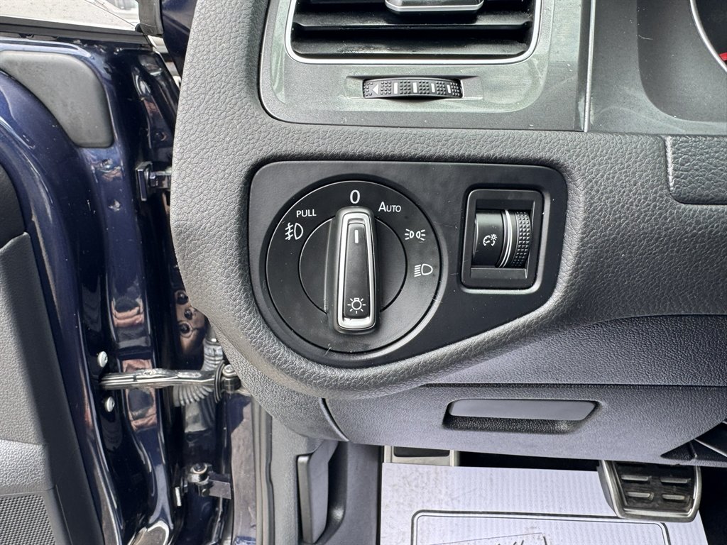 2017 Volkswagen Golf - $18,874
