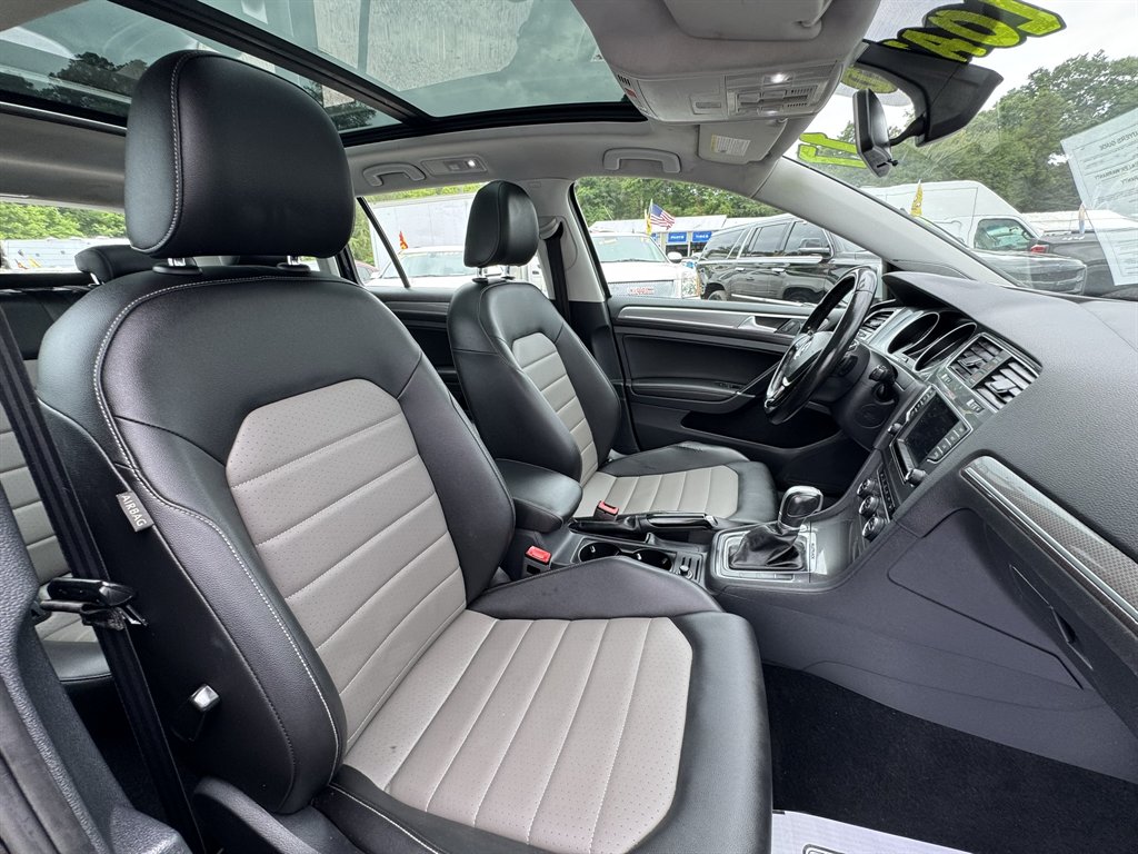 2017 Volkswagen Golf - $18,874