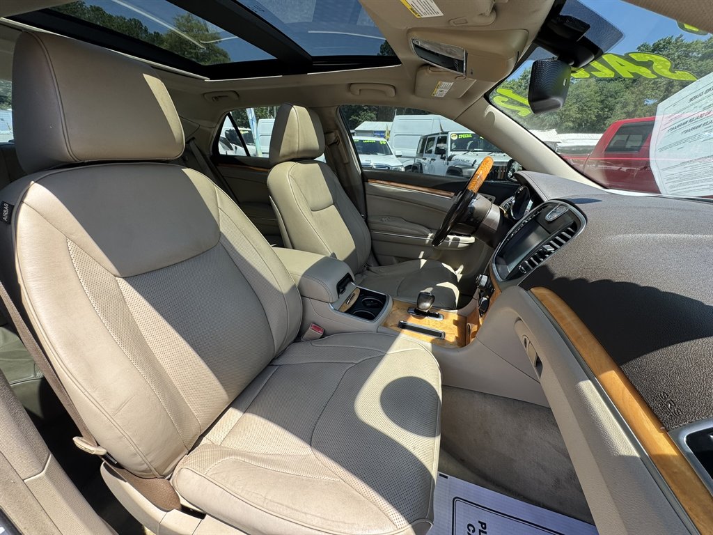 2012 Chrysler 300 - $9,991