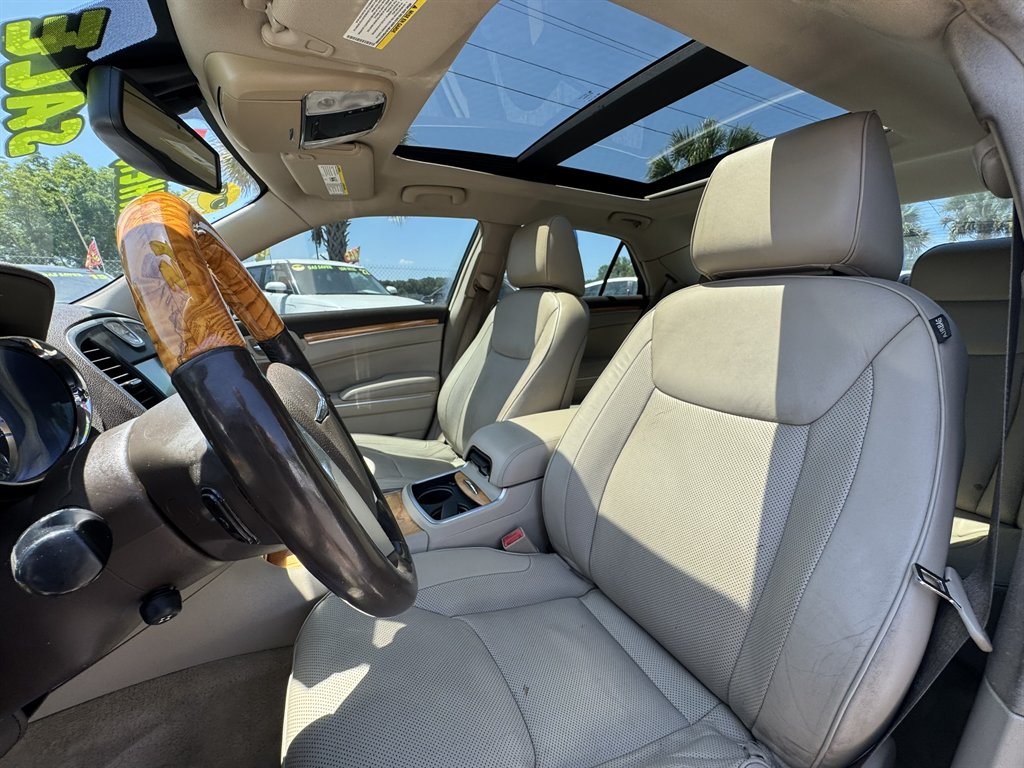 2012 Chrysler 300 - $9,991