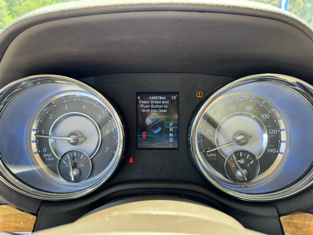 2012 Chrysler 300 - $9,991