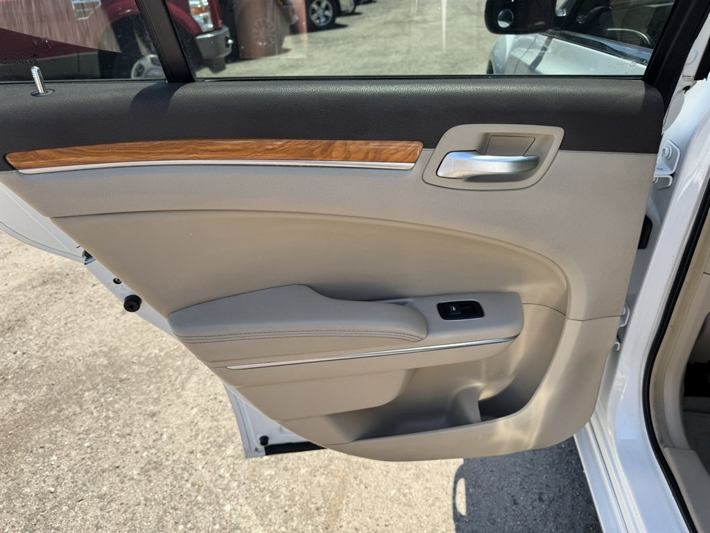 2012 Chrysler 300 - $9,991