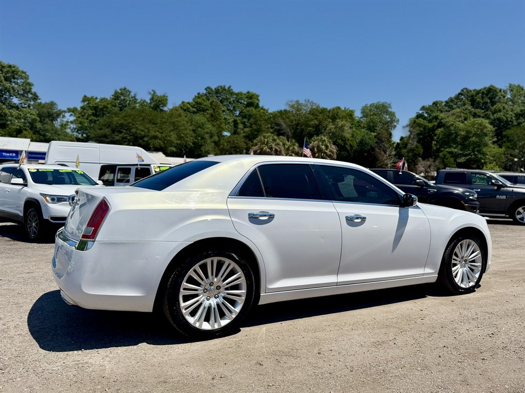 2012 Chrysler 300 - $9,991
