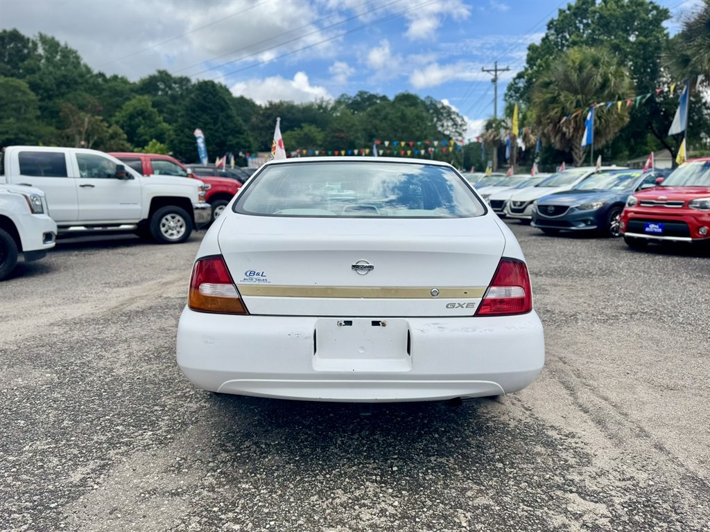 2001 Nissan Altima - $2,450