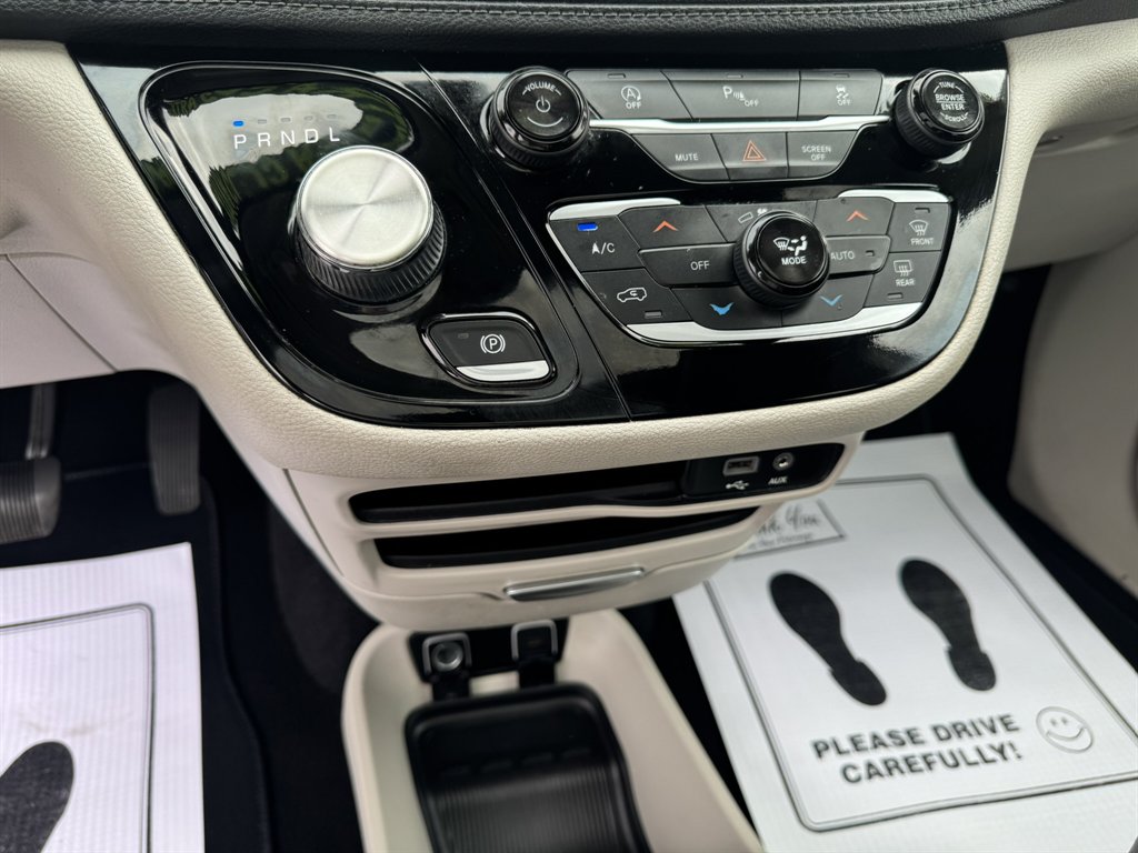 2020 Chrysler Pacifica - $14,486