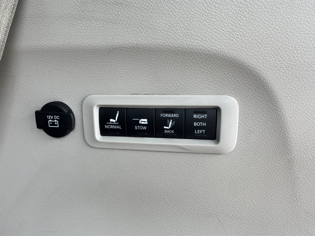2020 Chrysler Pacifica - $14,486