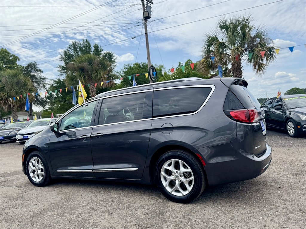 2020 Chrysler Pacifica - $14,486