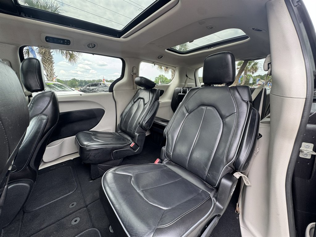 2020 Chrysler Pacifica - $14,486