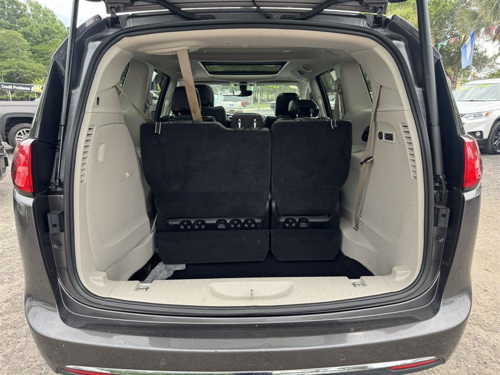 2020 Chrysler Pacifica - $14,486