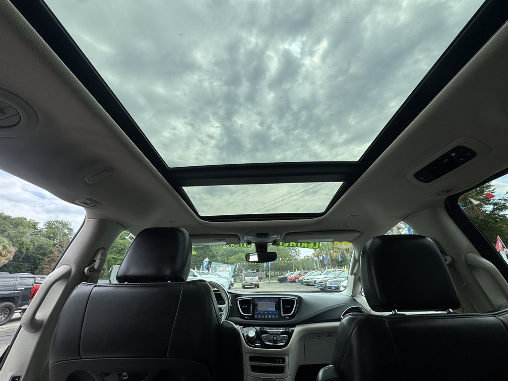 2020 Chrysler Pacifica - $14,486