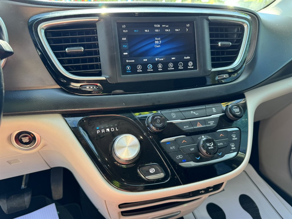 2019 Chrysler Pacifica - $11,531