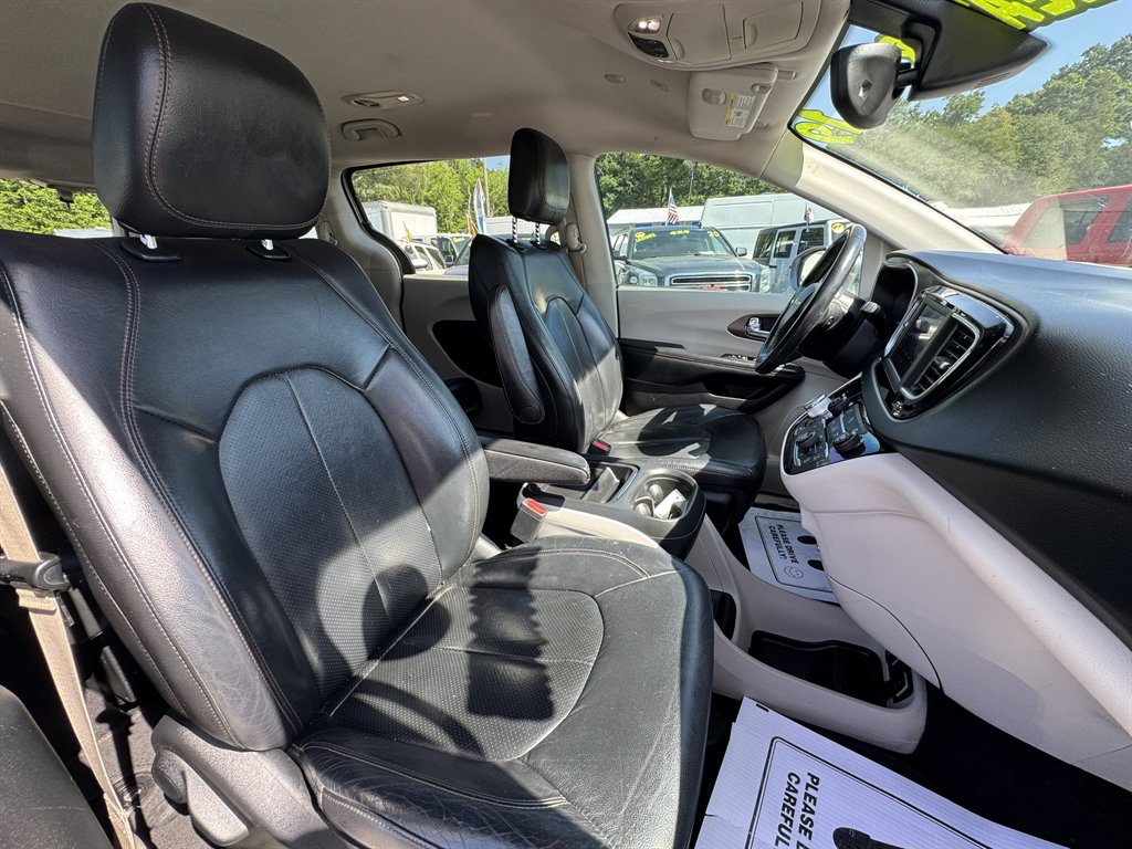 2019 Chrysler Pacifica - $11,531