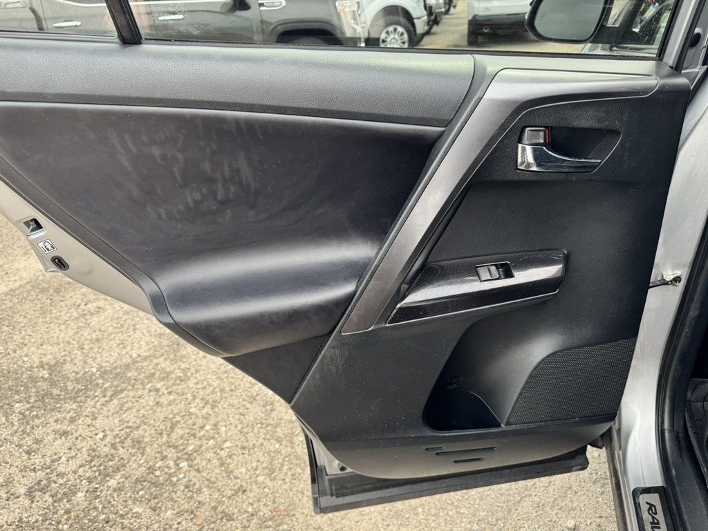 2018 Toyota RAV4 - $18,910