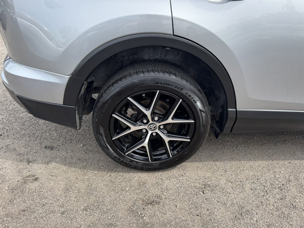 2018 Toyota RAV4 - $18,910