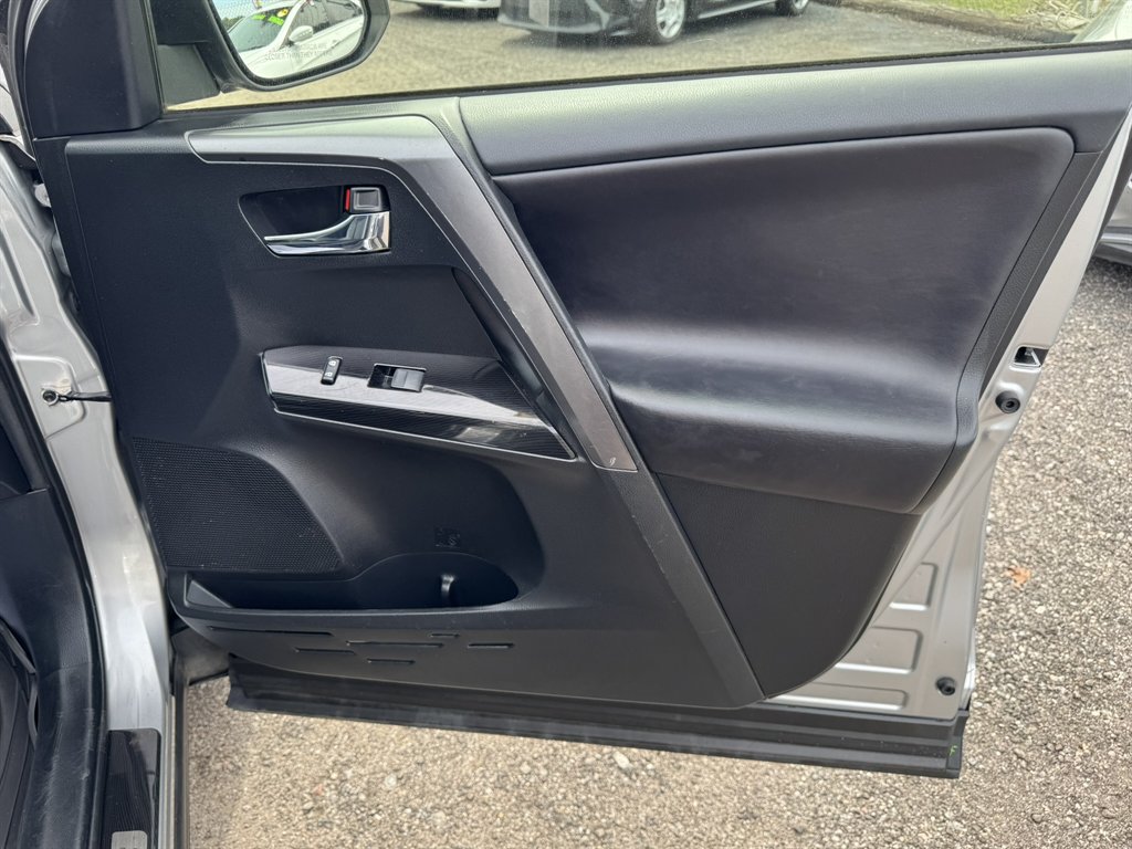 2018 Toyota RAV4 - $18,910