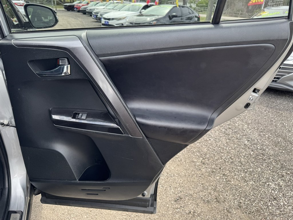 2018 Toyota RAV4 - $18,910