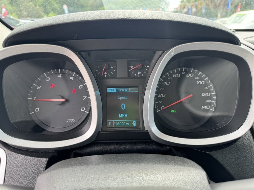 2017 Chevrolet Equinox - $13,980